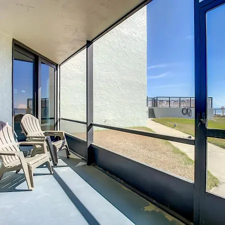 Ocean View With A Beachfront Pool At Ocean Trillium Condo ~ 102